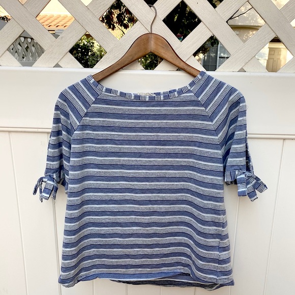 Jane and Delancey Tops - 🌼 3 for$15 Jane & Delaney | Cut Out Bow Blouse